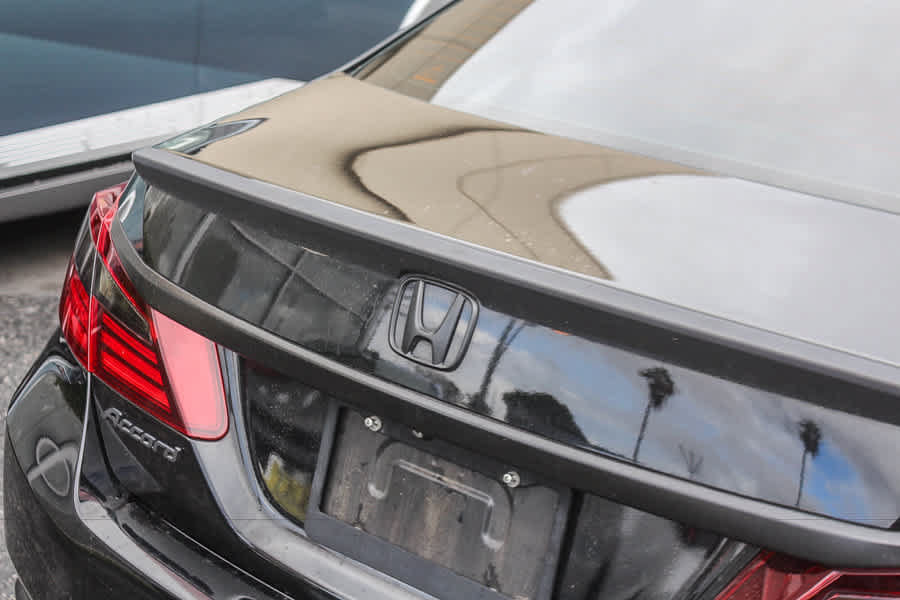 Used 2017 Honda Accord Sport image 9