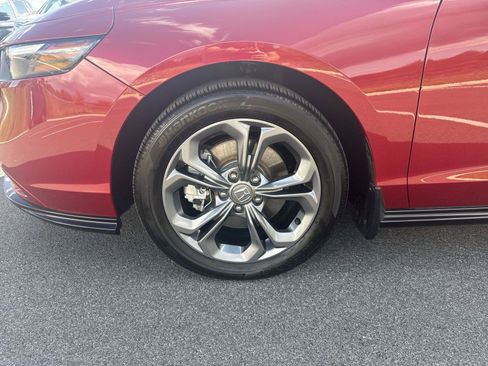 Used 2025 Honda Accord EX-L image 10