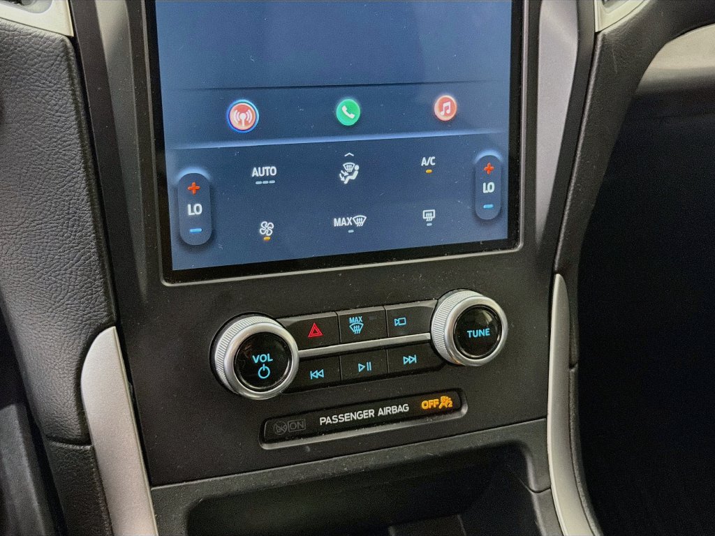 Used 2022 Ford Edge SE w/ Black Appearance Package AWD/4WD image 19