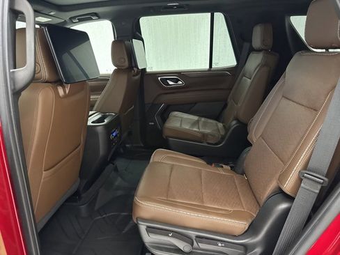 Certified 2021 Chevrolet Tahoe High Country w/ Premium Package image 20