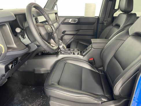 New 2026 Ford Bronco Badlands AWD/4WD image 2