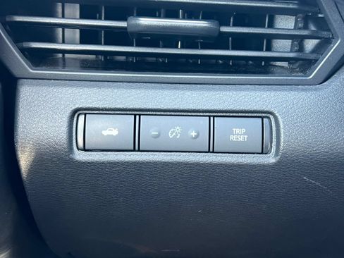 Used 2024 Nissan Altima 2.5 SR FWD image 20