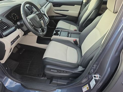 Used 2025 Honda Odyssey Elite image 17