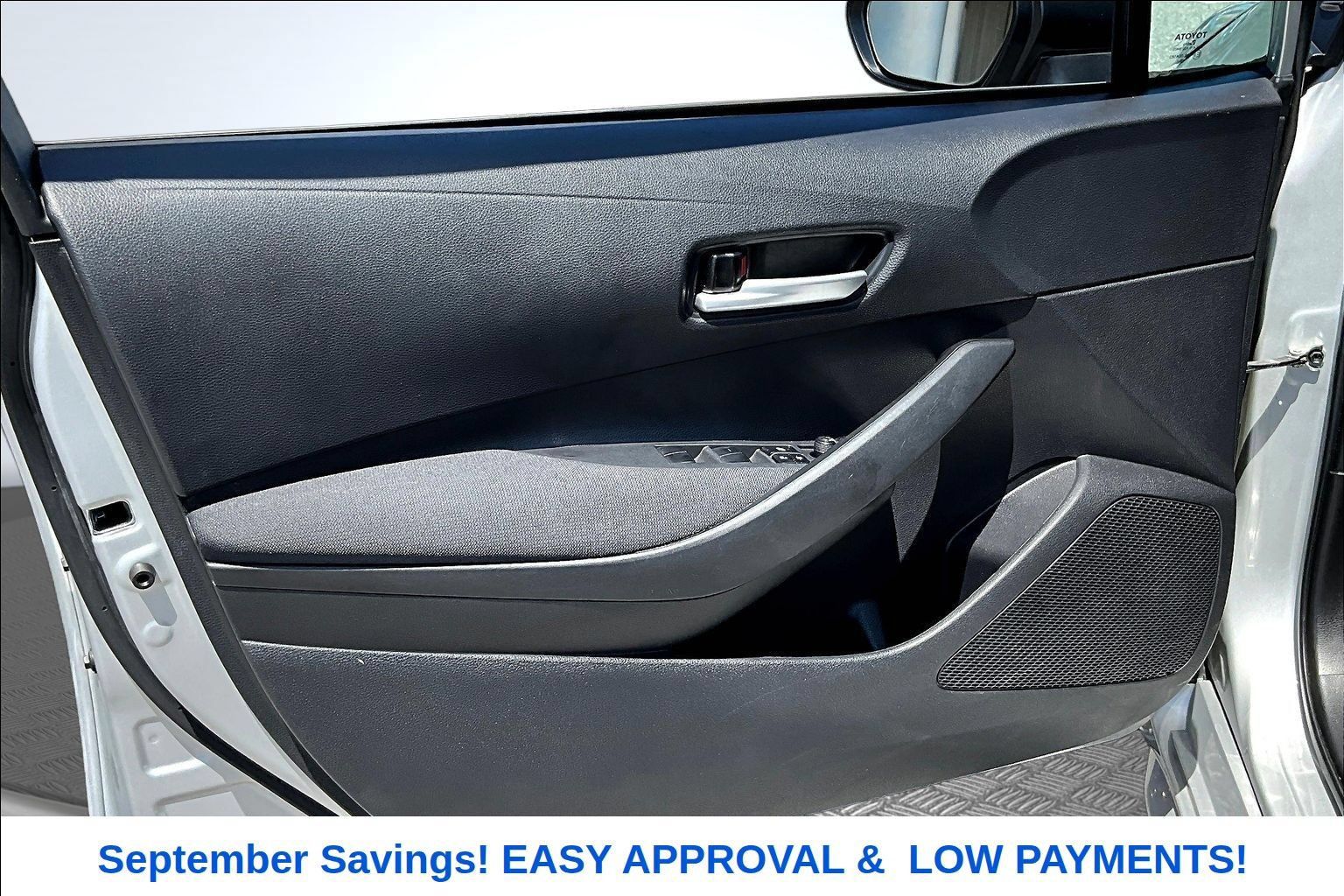 Used 2021 Toyota Corolla LE FWD image 16