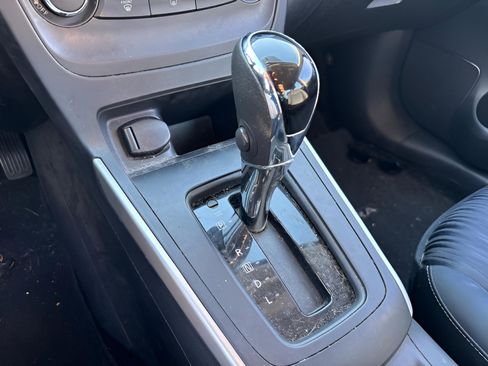 Used 2016 Nissan Sentra SV image 17