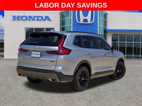 Used 2025 Honda CR-V Sport image 3