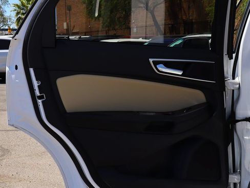 Used 2020 Ford Edge SEL AWD/4WD image 33