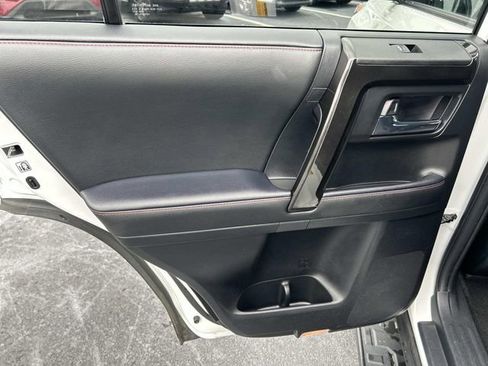 Used 2024 Toyota 4Runner TRD Off-Road AWD/4WD image 20