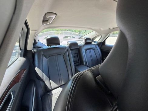 Used 2013 Lincoln MKZ FWD image 30
