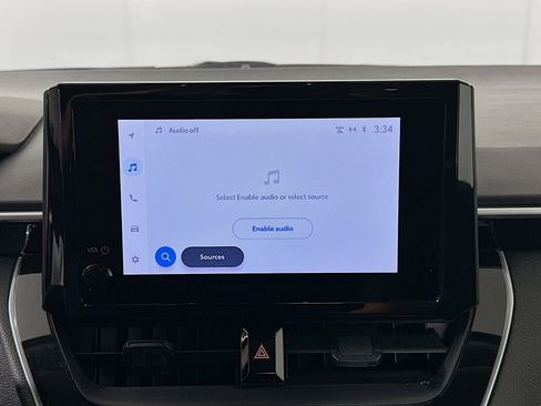 Used 2024 Toyota Corolla LE image 19