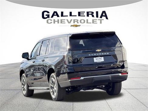 New 2026 Chevrolet Suburban LT w/ Comfort Package image 5