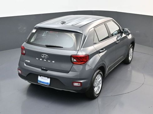 Certified 2026 Hyundai Venue SE FWD image 16