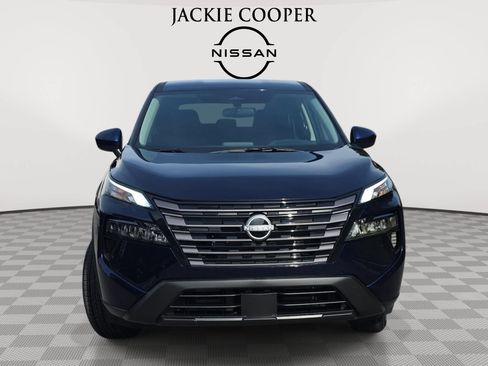 New 2026 Nissan Rogue SV AWD/4WD image 2