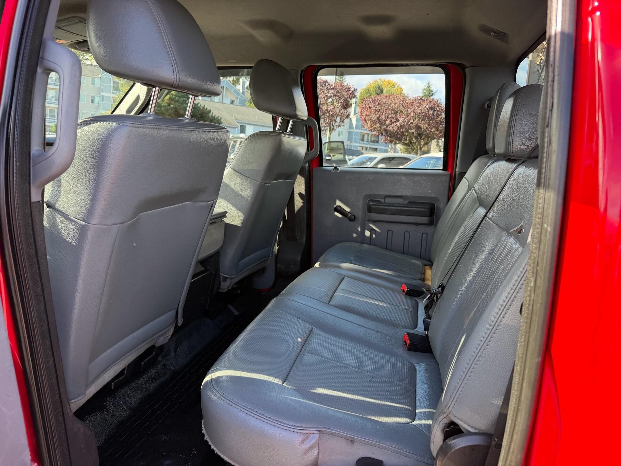 Used 2012 Ford F350 XL w/ Heavy Service Suspension Pkg AWD/4WD image 6
