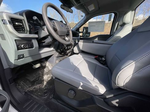 New 2024 Ford F550 4x4 Regular Cab Super Duty image 23
