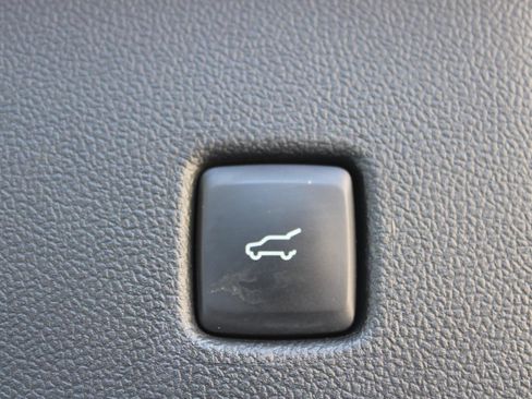 Used 2023 Ford Escape Active image 29