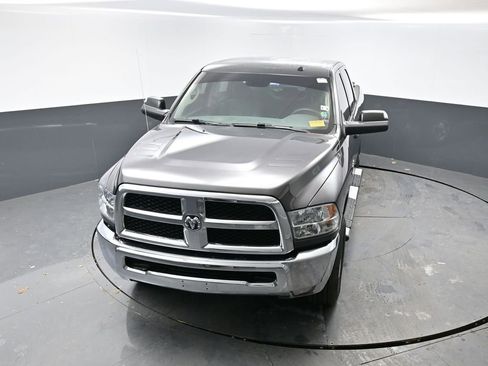 Used 2018 RAM 2500 Tradesman w/ Chrome Appearance Group image 17