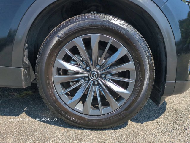 Used 2025 MAZDA CX-70 3.3 Turbo w/ Preferred Package AWD/4WD image 12