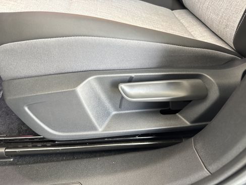 New 2026 Volkswagen ID.4 Pro RWD image 15
