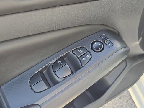 Certified 2025 Nissan Altima 2.5 S FWD image 19