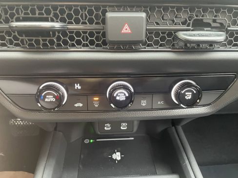 New 2026 Honda HR-V LX image 19