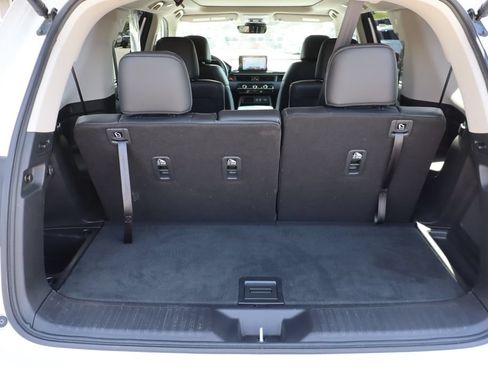 Used 2023 Honda Pilot Touring image 33