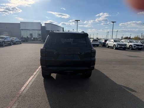 Used 2018 Toyota 4Runner SR5 Premium AWD/4WD image 9