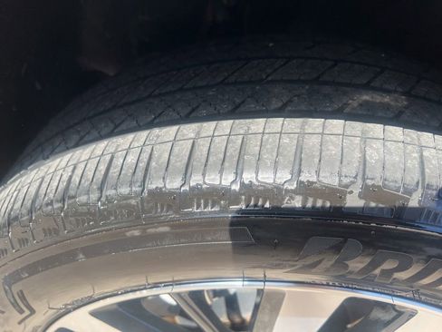 Certified 2024 Nissan Pathfinder Platinum w/ Cargo Package AWD/4WD image 42