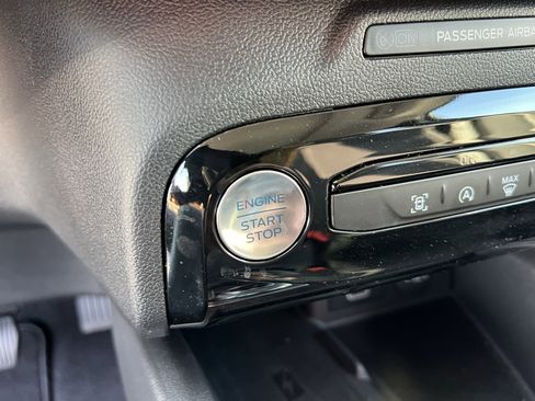 Used 2025 Ford Escape Active w/ Active Premium Tech Pack image 33