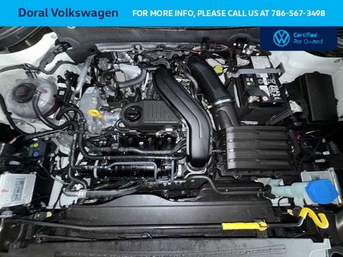Used 2025 Volkswagen Taos SE FWD image 12
