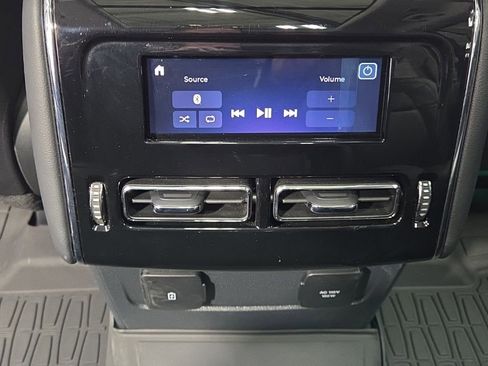 Used 2025 Lincoln Aviator Reserve w/ Jet Appearance Package AWD/4WD image 39