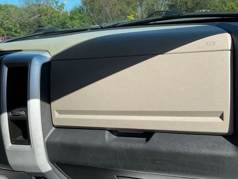 Used 2010 Dodge Ram 2500 Truck SLT image 38