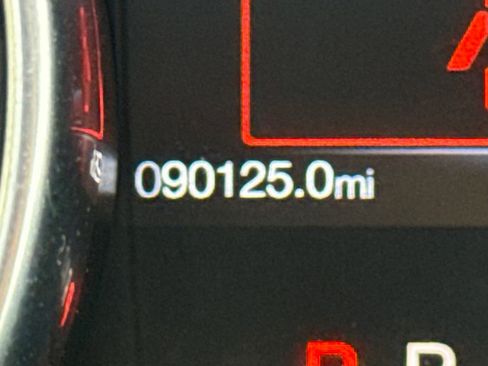 Used 2020 Ford Mustang Premium image 20