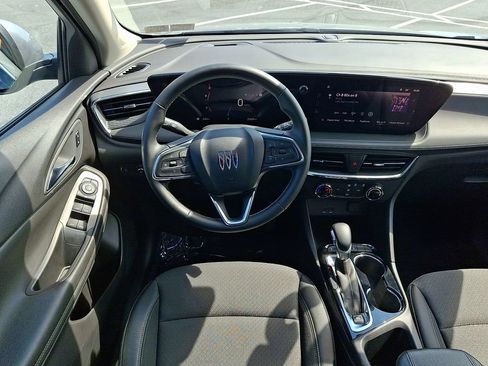 Used 2025 Buick Encore GX Preferred AWD/4WD image 11