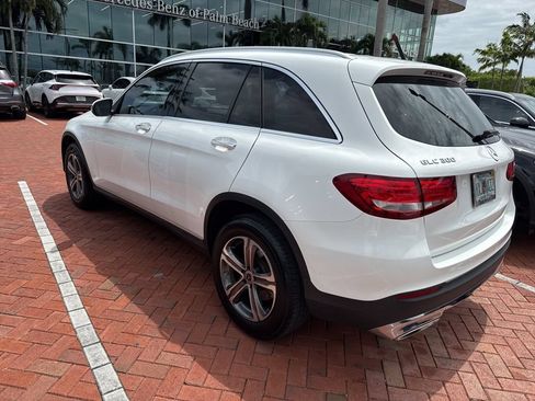 Used 2019 Mercedes-Benz GLC 300 image 7