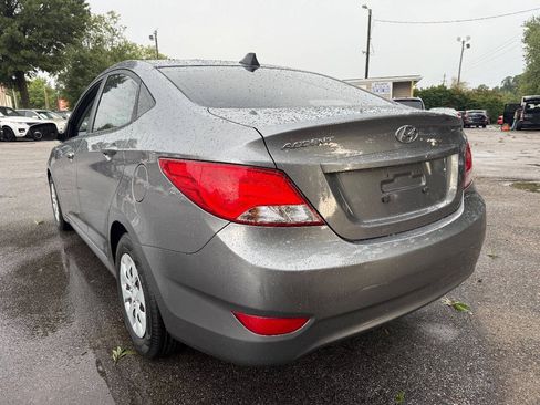 Used 2016 Hyundai Accent SE FWD image 6