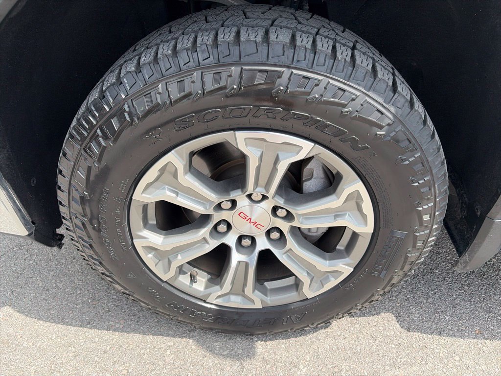 Used 2020 GMC Sierra 1500 SLE w/ SLE Value Package AWD/4WD image 10