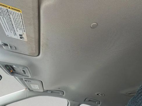 Used 2019 Chevrolet Traverse LT w/ LPO, Floor Liner Package AWD/4WD image 21