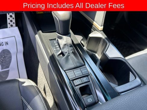 Used 2025 Toyota Camry SE FWD image 9
