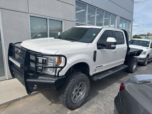 Used 2018 Ford F350 Lariat w/ Lariat Ultimate Package AWD/4WD image 1