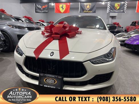Used 2019 Maserati Ghibli S Q4 AWD/4WD image 1