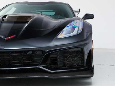 Used 2019 Chevrolet Corvette ZR1 image 15
