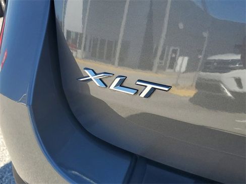 Used 2023 Ford Explorer XLT w/ Equipment Group 202A image 9