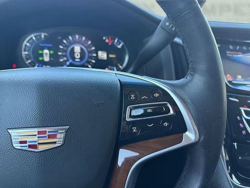 Used 2018 Cadillac Escalade Premium Luxury AWD/4WD image 20