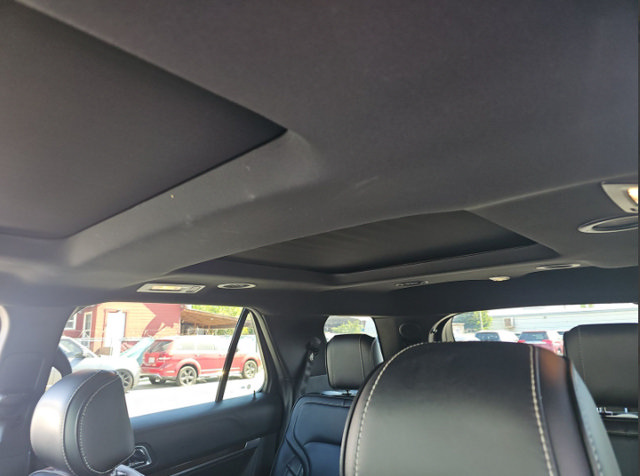 Used 2017 Ford Explorer Platinum AWD/4WD image 8