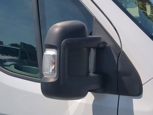 Used 2023 RAM ProMaster 2500 FWD image 12