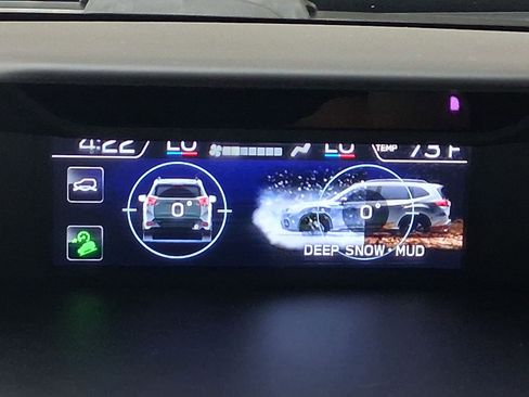 Used 2023 Subaru Forester Touring image 28