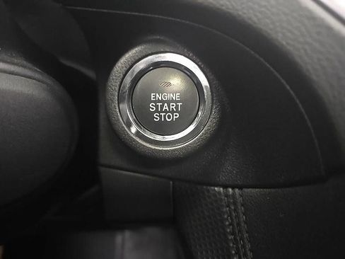 Used 2022 Subaru Forester Premium AWD/4WD image 20