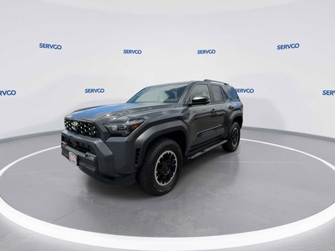 Used 2025 Toyota 4Runner TRD Off-Road Premium AWD/4WD image 4