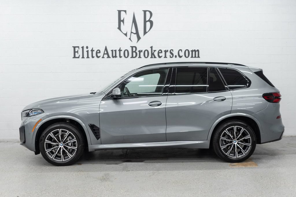 Used 2026 BMW X5 xDrive40i AWD/4WD image 2